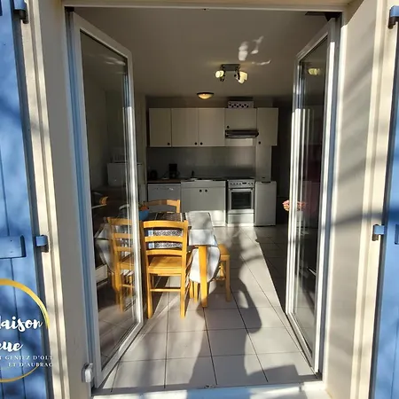 La Maison Bleue, Village Vacances, Piscine, Parking Lägenhet *