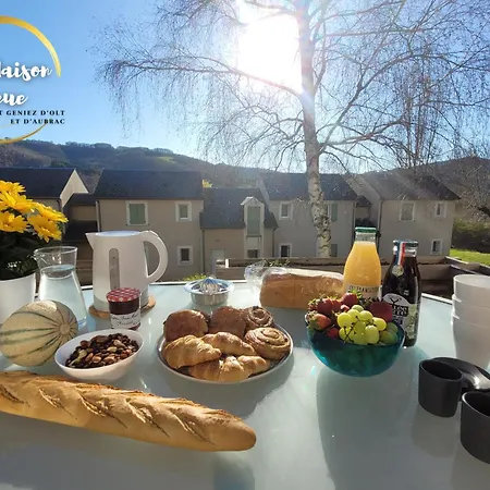 Lägenhet La Maison Bleue, Village Vacances, Piscine, Parking Saint-Geniez-dʼOlt