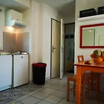 La Maison Bleue, Village Vacances, Piscine, Parking Apartmán
