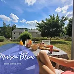Apartament La Maison Bleue, Village Vacances, Piscine, Parking *