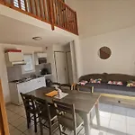 Apartmán La Maison Bleue, Village Vacances, Piscine, Parking