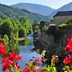 La Maison Bleue, Village Vacances, Piscine, Parking *