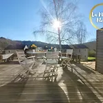 La Maison Bleue, Village Vacances, Piscine, Parking * Saint-Geniez-dʼOlt