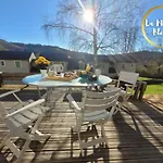 La Maison Bleue, Village Vacances, Piscine, Parking Saint-Geniez-dʼOlt