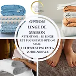 La Maison Bleue, Village Vacances, Piscine, Parking * Saint-Geniez-dʼOlt