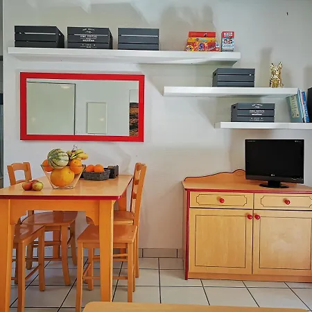 La Maison Bleue, Village Vacances, Piscine, Parking Appartamento Saint-Geniez-dʼOlt