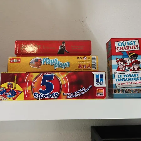 La Maison Bleue, Village Vacances, Piscine, Parking