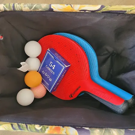 La Maison Bleue, Village Vacances, Piscine, Parking *