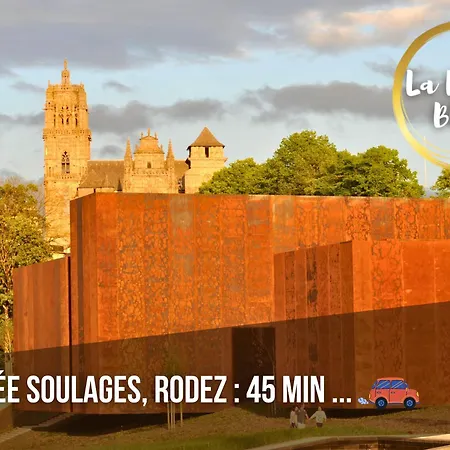 La Maison Bleue, Village Vacances, Piscine, Parking