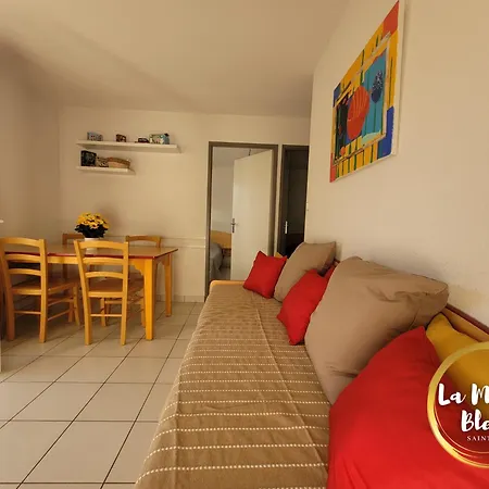 La Maison Bleue, Village Vacances, Piscine, Parking *
