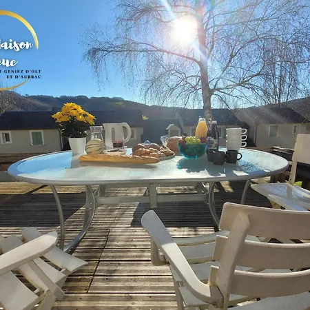 La Maison Bleue - Appartements Avec Piscine Dans La Vallee Du Lot *