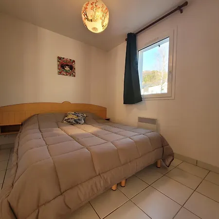 La Maison Bleue, Village Vacances, Piscine, Parking