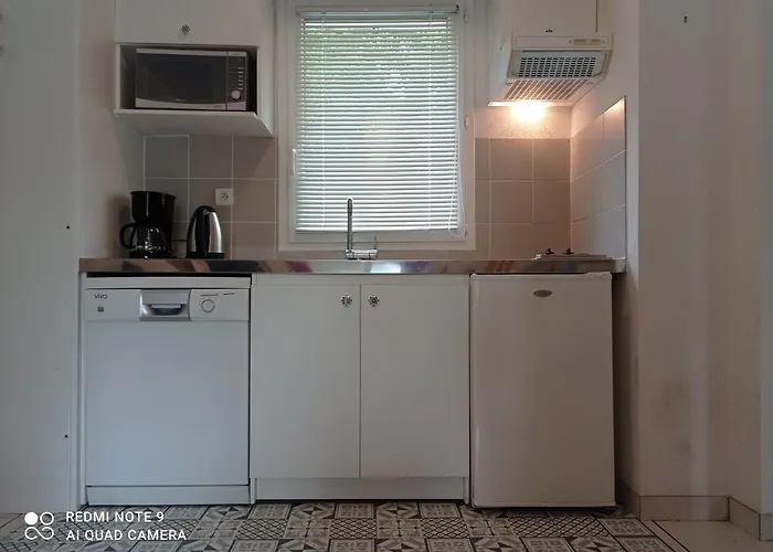 La Maison Bleue, Village Vacances, Piscine, Parking Daire *