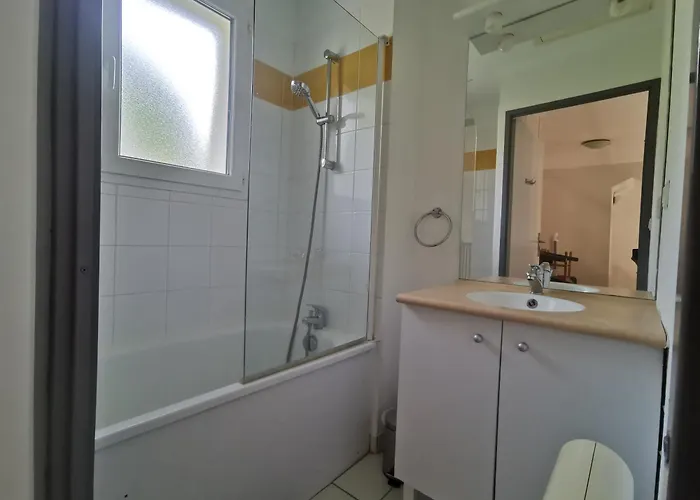 La Maison Bleue, Village Vacances, Piscine, Parking Daire *