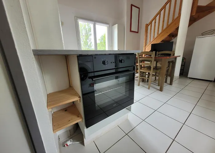 La Maison Bleue, Village Vacances, Piscine, Parking Daire